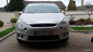 Ford S-Max Familiar 7 lugares Dezembro/07 - à venda -