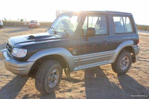 Hyundai Galloper exceed 2.5 diesel Março/99 - à venda -