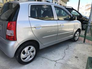 Kia Picanto 1.0 Janeiro/05 - à venda - Ligeiros