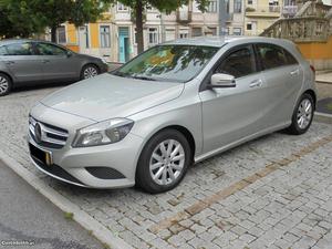 Mercedes-Benz A  Cdi Navi Março/13 - à venda -