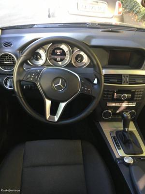 Mercedes-Benz C 220 Classe C 220 CDI Outubro/13 - à venda -