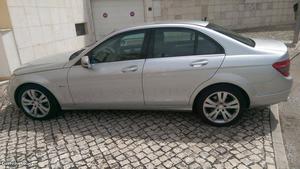 Mercedes-Benz C 250 carro 5 portas Julho/09 - à venda -