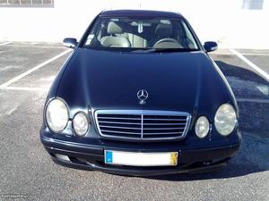 Mercedes-Benz CLK 320 coupe Maio/01 - à venda -