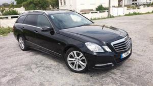 Mercedes-Benz E 250 avangard 205cv Outubro/10 - à venda -