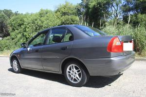 Mitsubishi Lancer  glx Dezembro/01 - à venda - Ligeiros