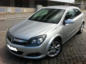 Opel Astra GTC milkm Novembro/06 - à venda -