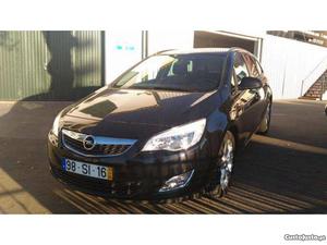 Opel Astra Sports Tourer Maio/11 - à venda - Ligeiros
