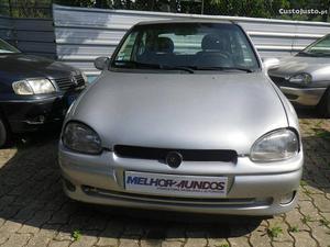 Opel Corsa 1.5 TD Sport Março/98 - à venda - Descapotável