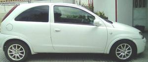 Opel Corsa C VAN CTDI 1.3 Dezembro/04 - à venda - Ligeiros