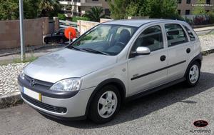 Opel Corsa Eleg. Automático Maio/02 - à venda - Ligeiros