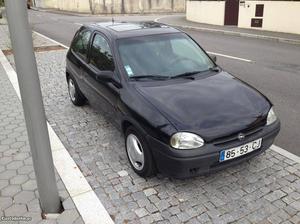 Opel Corsa  Sport Abril/93 - à venda - Ligeiros