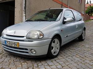 Renault Clio 1.9 D 175mil km Dezembro/99 - à venda -