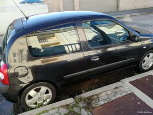 Renault Clio  cv Junho/03 - à venda - Comerciais /