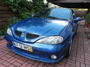 Renault Mégane Coupe 19 DTI Fevereiro/99 - à venda -