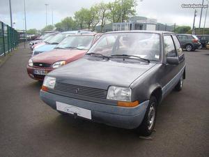 Renault P Novembro/86 - à venda - Ligeiros