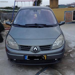 Renault Scénic PELE Junho/04 - à venda - Ligeiros