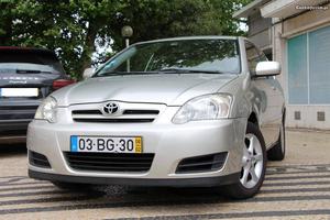 Toyota Corolla 1.4 D4D Fevereiro/06 - à venda - Ligeiros