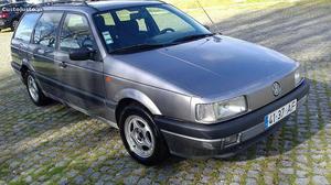 VW Passat variant 1.6 td Gl Abril/92 - à venda - Ligeiros