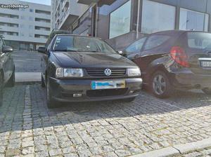 VW Polo 6n Cv Maio/00 - à venda - Ligeiros
