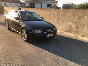 Audi A3 1.9 tdi 130 cv sport Junho/01 - à venda - Ligeiros