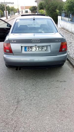 Audi A4 1.8 turbo barato Julho/96 - à venda - Ligeiros