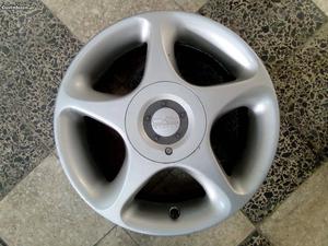 BMW 320 Jantes 15" Dezembro/00 - à venda - Ligeiros