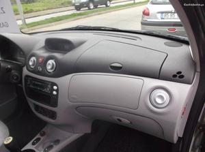 Citroën C3 carro está muito bom Julho/02 - à venda -