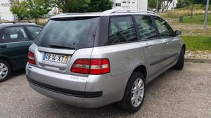 Fiat Stilo 1.9 Jtd 04 Outubro/04 - à venda - Ligeiros