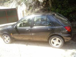 Ford Fiesta 1.25 (jas) 16v Maio/96 - à venda - Ligeiros