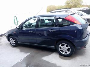 Ford Focus 1.4 c.c (80 cv) Fevereiro/99 - à venda -