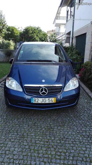 Mercedes-Benz A 160 CDI blue eficience Junho/10 - à venda -