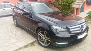 Mercedes-Benz C 220 AMG Agosto/10 - à venda - Ligeiros