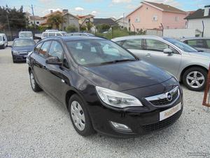 Opel Astra 95 cv cdti Março/11 - à venda - Ligeiros