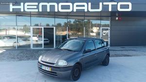 Renault Clio 1.2 Julho/00 - à venda - Ligeiros Passageiros,