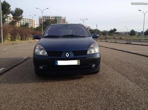 Renault Clio 1.5 dci 80cv Junho/02 - à venda - Ligeiros