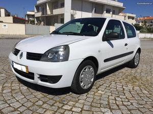 Renault Clio 1.5DCi Storia AC Dezembro/06 - à venda -
