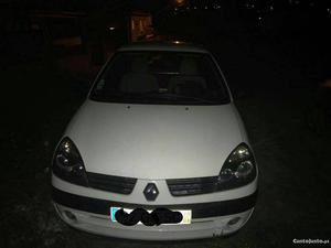 Renault Clio Março/03 - à venda - Comerciais / Van, Porto