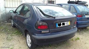 Renault Mégane dois Janeiro/97 - à venda - Ligeiros