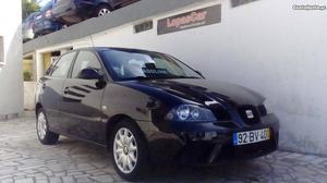 Seat Ibiza 1.2i Reference Junho/06 - à venda - Ligeiros