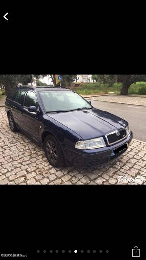 Skoda Octavia Elegance 4x4 Fevereiro/01 - à venda -