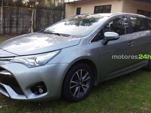 Toyota Avensis Station Wagon 1.6 D-4D Exclusive+GPS