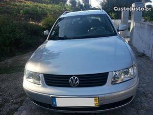 VW Passat Variant Julho/98 - à venda - Ligeiros