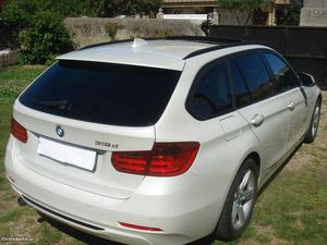 BMW 318 d Sport tecto/pele Janeiro/13 - à venda - Ligeiros