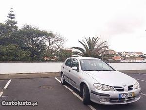 Nissan Almera 1.1 Junho/01 - à venda - Ligeiros