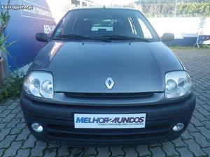 Renault Clio 1.2 Junho/00 - à venda - Ligeiros Passageiros,