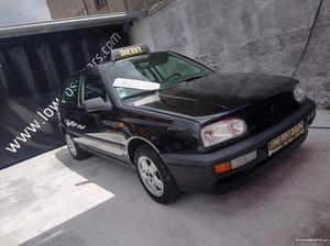 VW Golf 1.9 td 75cvs Junho/95 - à venda - Comerciais / Van,