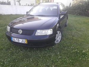 VW Passat 1.9 tdi 110 cavalos Março/98 - à venda -