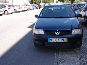 VW Polo  CC Abril/00 - à venda - Ligeiros Passageiros,