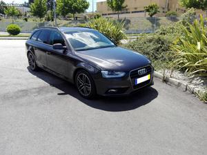 Audi A4 avant Abril/12 - à venda - Ligeiros Passageiros,