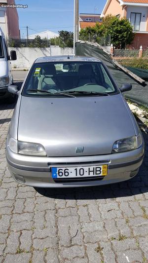 Fiat Punto 1.3 Junho/96 - à venda - Ligeiros Passageiros,